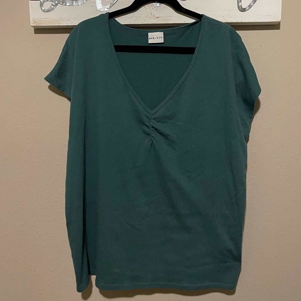 Ava & Viv - waffle knit v-neck light jade green top